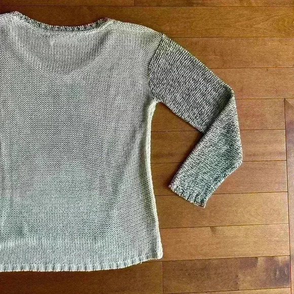 RD Style | Knit woven two tone sweater size large (fits smaller) - Picture 4 of 5